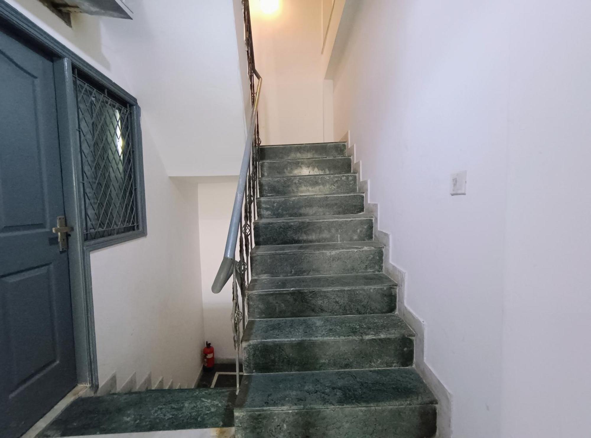 Hotel Hauz Khas Fort View 뉴델리 외부 사진
