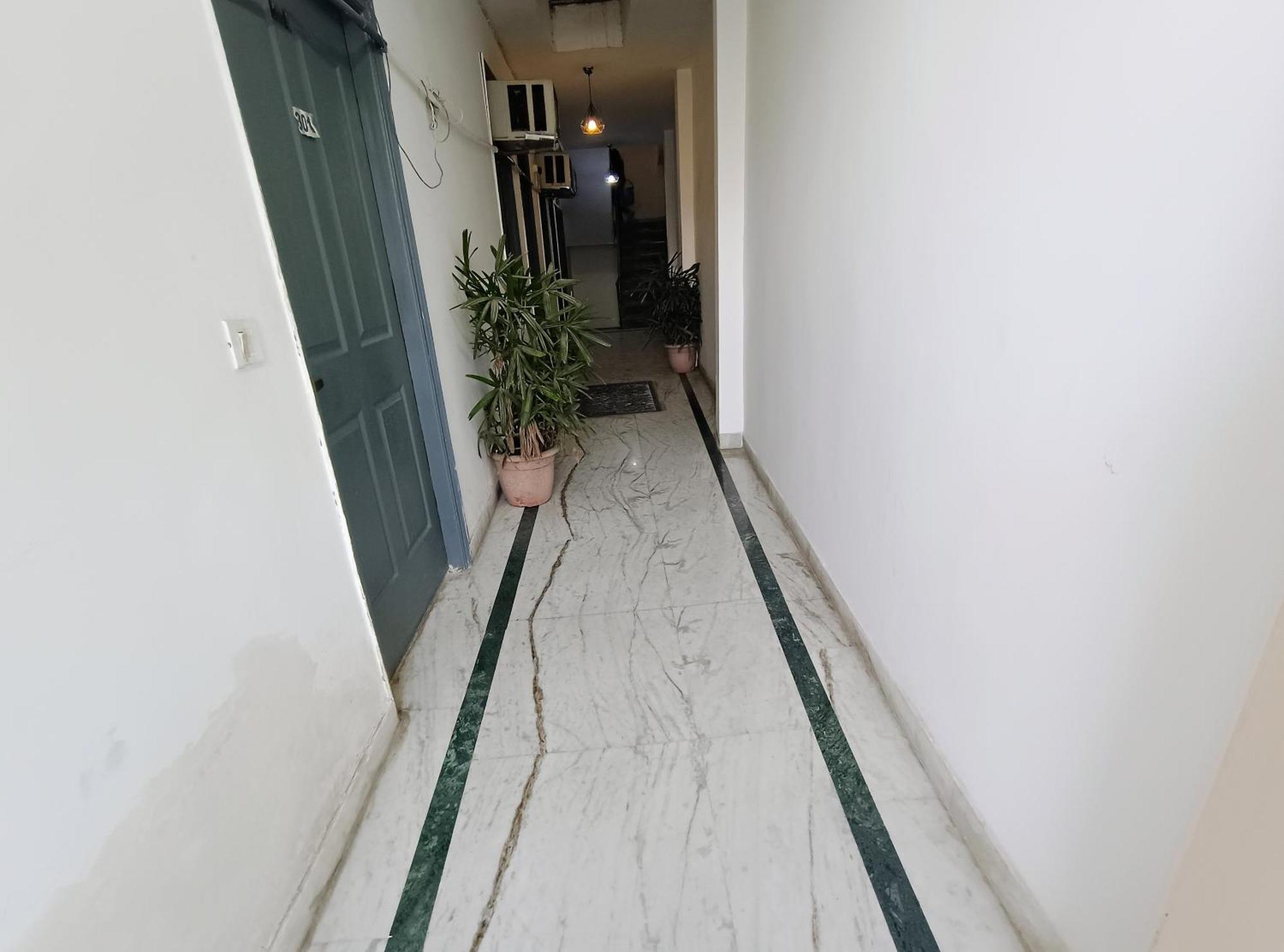 Hotel Hauz Khas Fort View 뉴델리 외부 사진